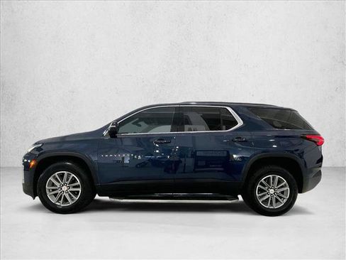 Used 2023 Chevrolet Traverse LT FWD image 6
