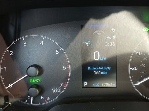 Certified 2024 Toyota Corolla LE image 30