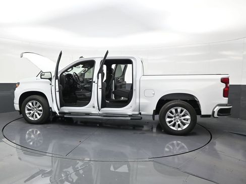 Used 2024 Chevrolet Silverado 1500 Custom RWD image 30