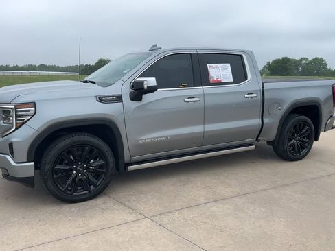Used 2024 GMC Sierra 1500 Denali Ultimate AWD/4WD image 5