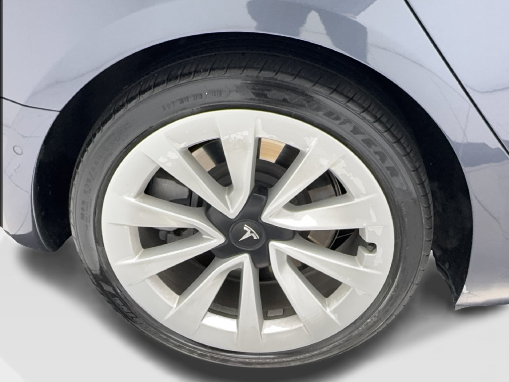Used 2020 Tesla Model 3 Long Range AWD/4WD image 16