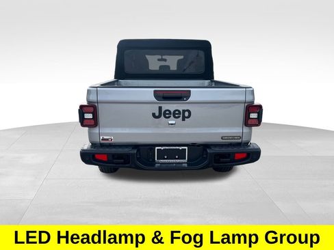 Used 2021 Jeep Gladiator Sport image 5