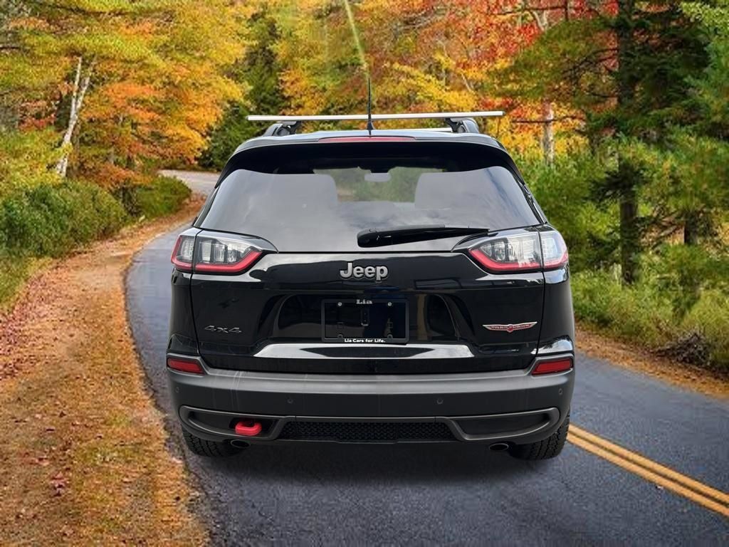 Used 2022 Jeep Cherokee Trailhawk w/ Sun, Sound & Nav Group AWD/4WD image 5