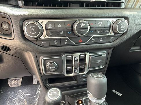 New 2026 Jeep Wrangler Unlimited Sport AWD/4WD image 28