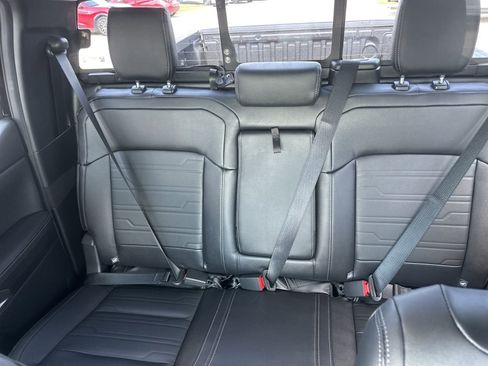 New 2025 Ford Ranger Lariat w/ FX4 Off-Road Package image 18