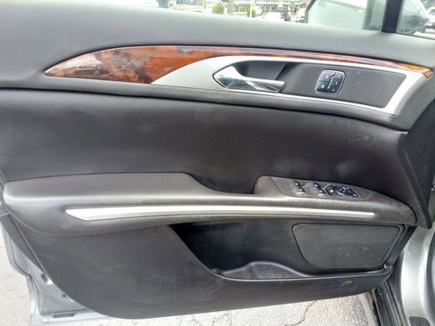 Used 2014 Lincoln MKZ AWD w/ Equipment Group 102A Reserve image 9