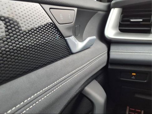 New 2026 Volkswagen Tiguan SE R-Line image 24