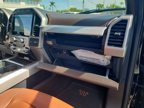 Used 2022 Ford F450 King Ranch w/ King Ranch Ultimate Package image 31