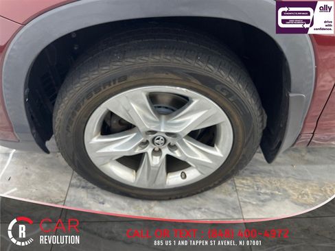 Used 2017 Toyota Highlander Limited w/ Protection Package #3 AWD/4WD image 41