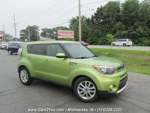 Used 2018 Kia Soul + FWD image 7