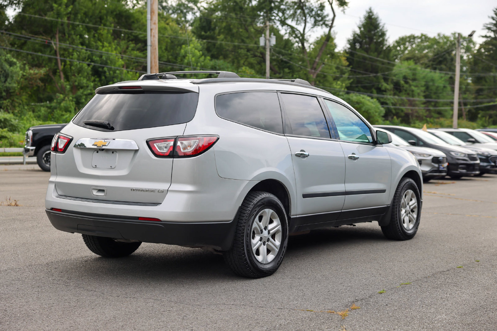 Used 2016 Chevrolet Traverse LS FWD image 5