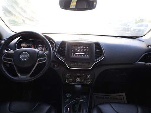 Used 2020 Jeep Cherokee Latitude Plus w/ Cold Weather Group AWD/4WD image 14