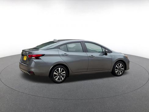 Used 2025 Nissan Versa SV FWD image 15