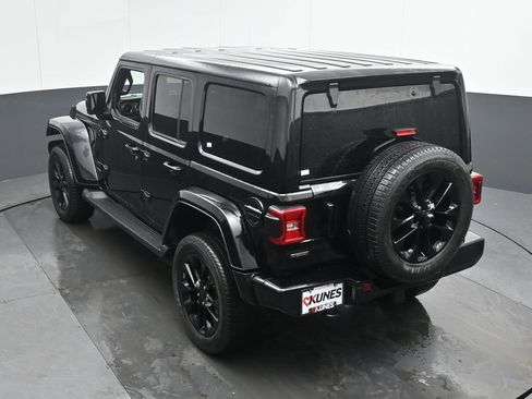 Used 2021 Jeep Wrangler Unlimited Sahara AWD/4WD image 46