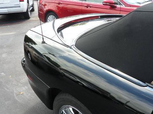 Used 2002 Chevrolet Camaro LT w/ Performance Handling Pkg RWD image 13