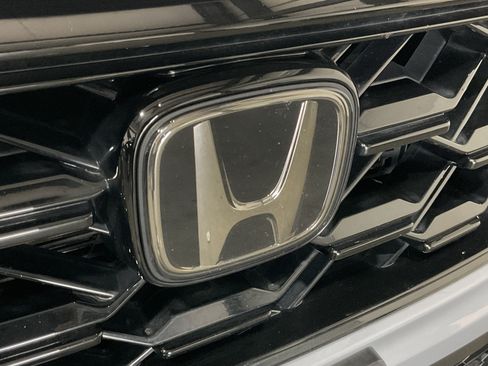 Used 2024 Honda CR-V Sport image 6