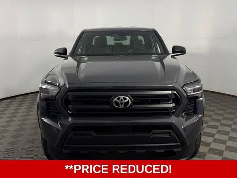 Used 2026 Toyota Tacoma SR image 2