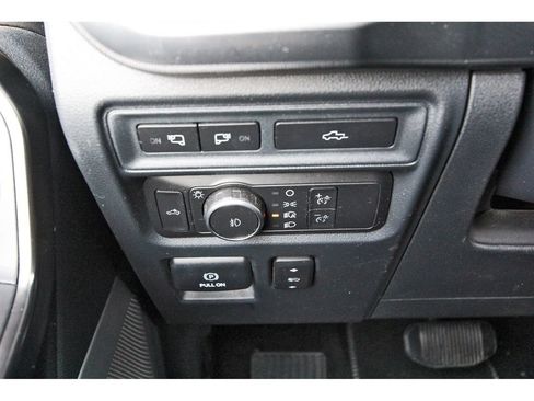 Certified 2022 Ford F150 Platinum w/ Equipment Group 701A High AWD/4WD image 19