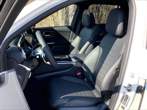 New 2026 Mercedes-Benz GLC 300 4MATIC image 12