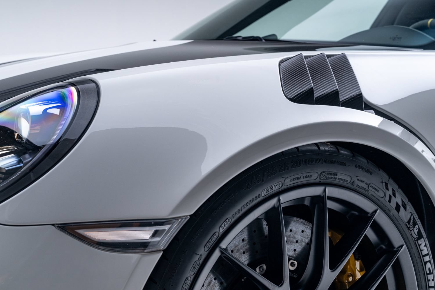 Used 2018 Porsche 911 GT2 RS RWD image 26