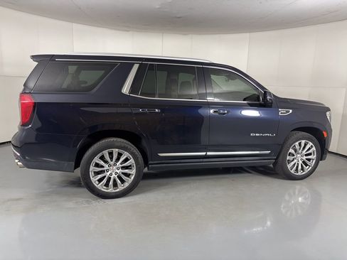 Used 2023 GMC Yukon Denali AWD/4WD image 9