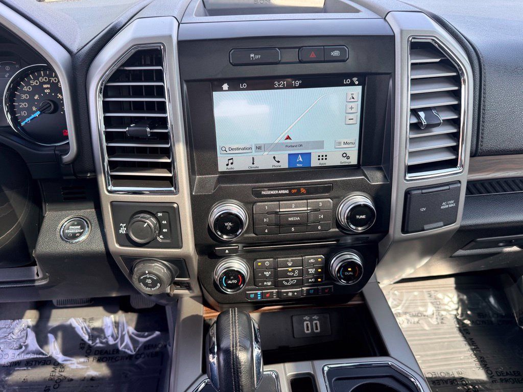 Used 2016 Ford F150 Lariat w/ Equipment Group 502A Luxury AWD/4WD image 30