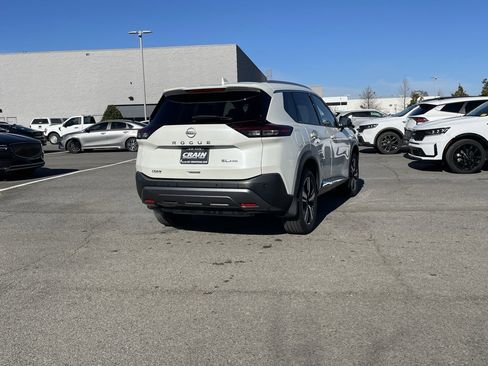 Used 2023 Nissan Rogue SL image 8