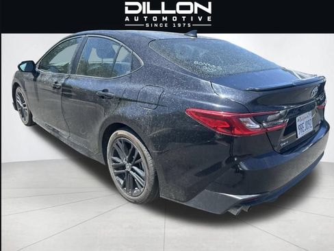 Used 2025 Toyota Camry SE FWD image 19