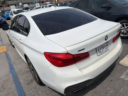 Used 2018 BMW M550i xDrive AWD/4WD image 39