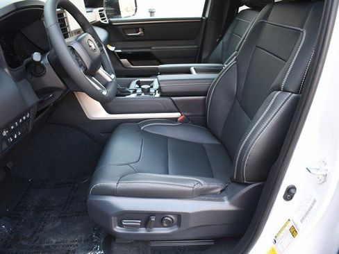 New 2026 Toyota Tundra Limited AWD/4WD image 7