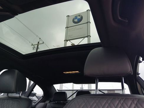 Used 2021 BMW M550i xDrive w/ Executive Package AWD/4WD image 27