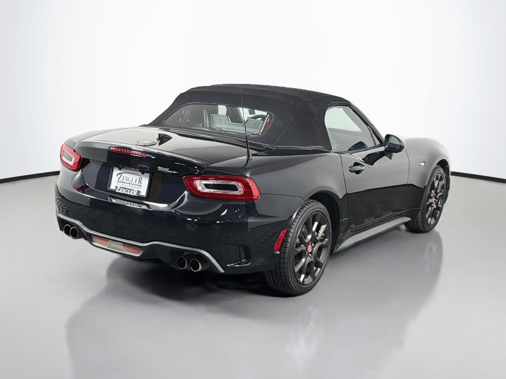 Used 2019 FIAT 124 Spider Abarth w/ Convenience Group RWD image 7