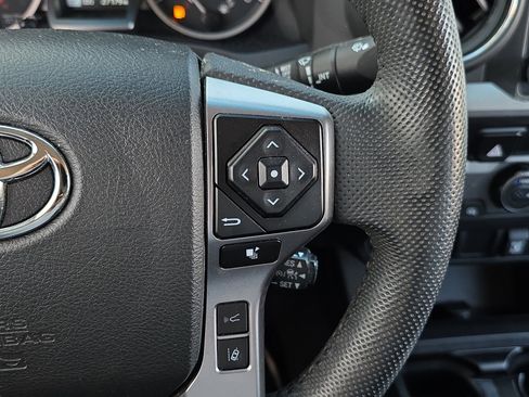 Used 2023 Toyota Tacoma Trail Edition w/ Trail Edition image 13