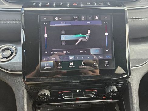 Used 2023 Jeep Grand Cherokee L Laredo AWD/4WD image 18