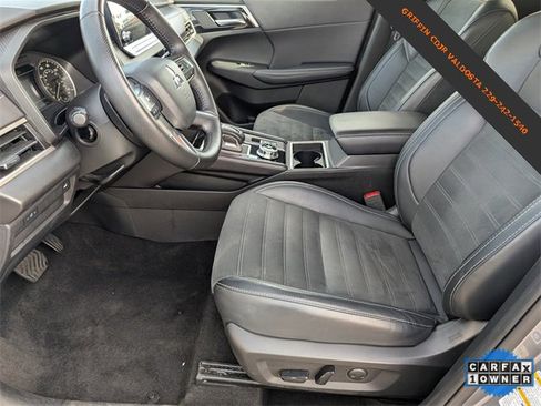 Used 2024 Mitsubishi Outlander SE image 15