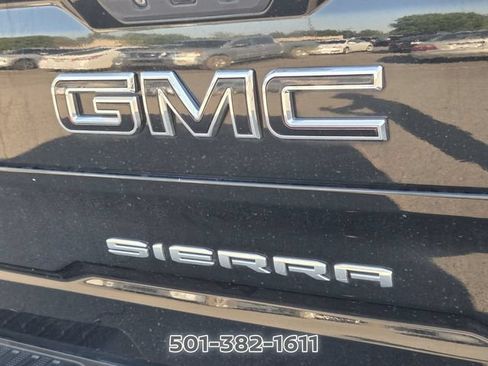 Used 2021 GMC Sierra 1500 SLT w/ SLT Premium Package AWD/4WD image 9