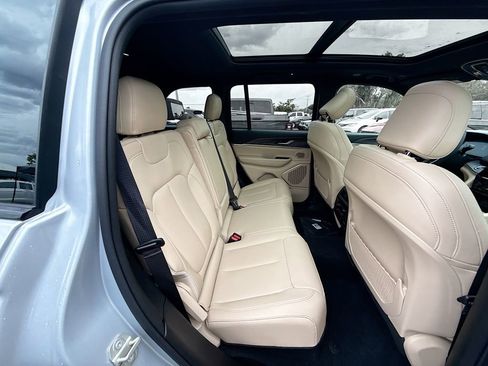 New 2024 Jeep Grand Cherokee Limited 4xe image 32