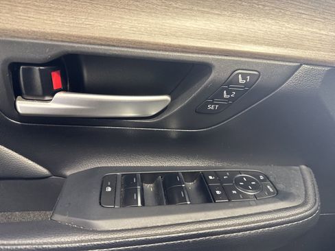 Used 2026 Toyota Grand Highlander Limited image 7
