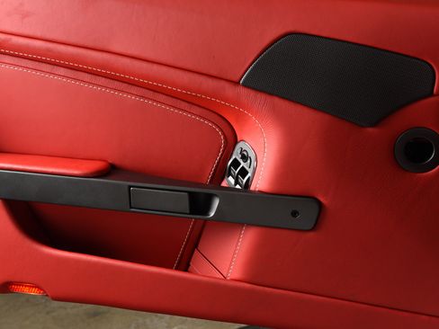 Used 2013 Aston Martin V8 Vantage Coupe image 13