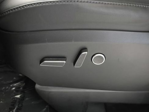 Used 2024 Tesla Model X AWD/4WD image 17