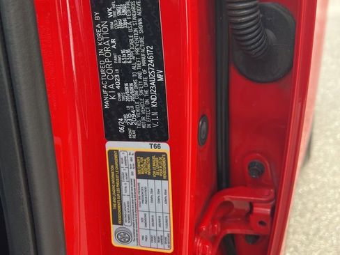 Used 2025 Kia Soul LX image 31