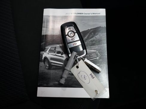 Used 2022 Ford Explorer XLT w/ Class IV Trailer Tow Package image 56