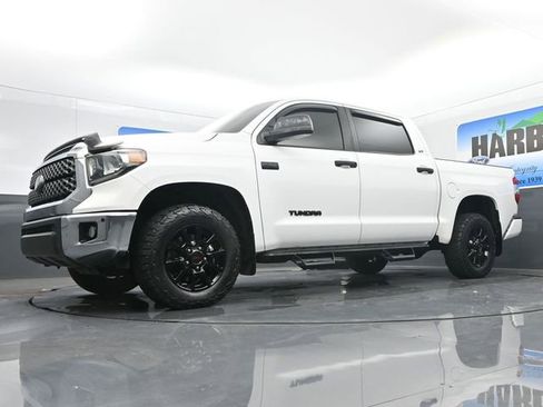 Used 2021 Toyota Tundra SR5 AWD/4WD image 18