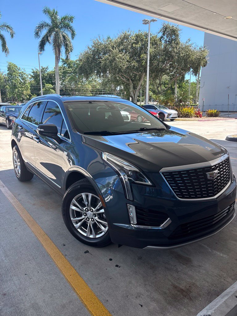 Used 2020 Cadillac XT5 Premium Luxury FWD image 1