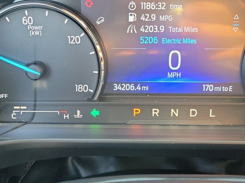 Used 2022 Ford Escape SE AWD/4WD image 25