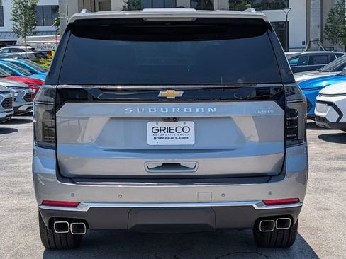 New 2026 Chevrolet Suburban High Country AWD/4WD image 4