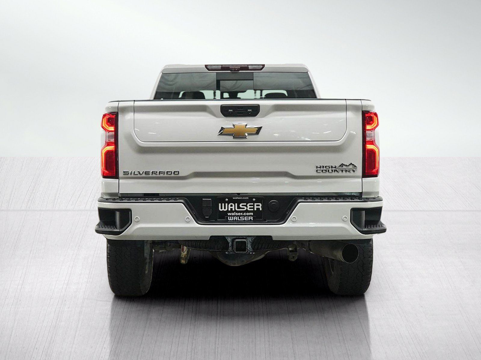 Used 2022 Chevrolet Silverado 2500 High Country w/ Technology Package AWD/4WD image 4