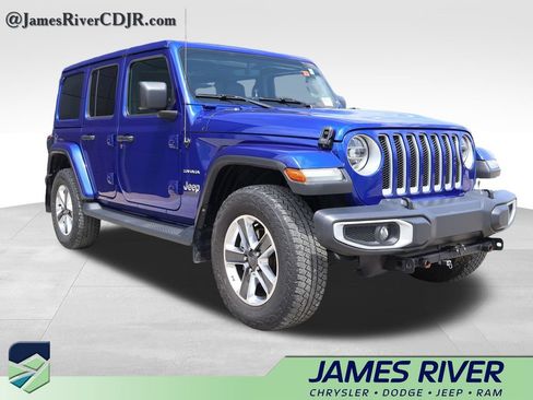 Used 2020 Jeep Wrangler Unlimited Sahara AWD/4WD image 6