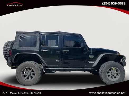 Used 2012 Jeep Wrangler Unlimited Rubicon image 1