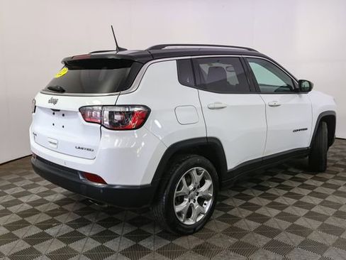 Used 2022 Jeep Compass Limited w/ Sun and Sound Group AWD/4WD image 12